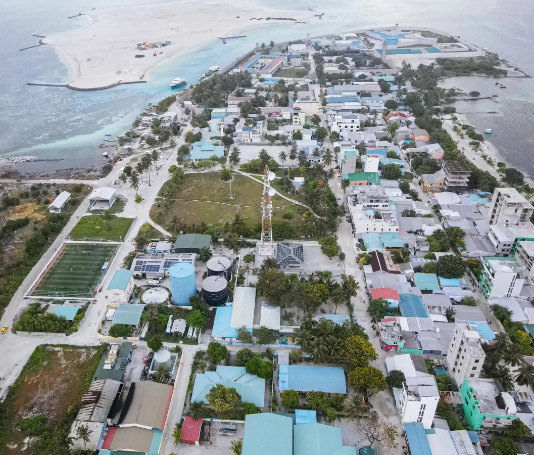 Aquzz Hotel & Spa - Maldives Maafushi Exterior photo